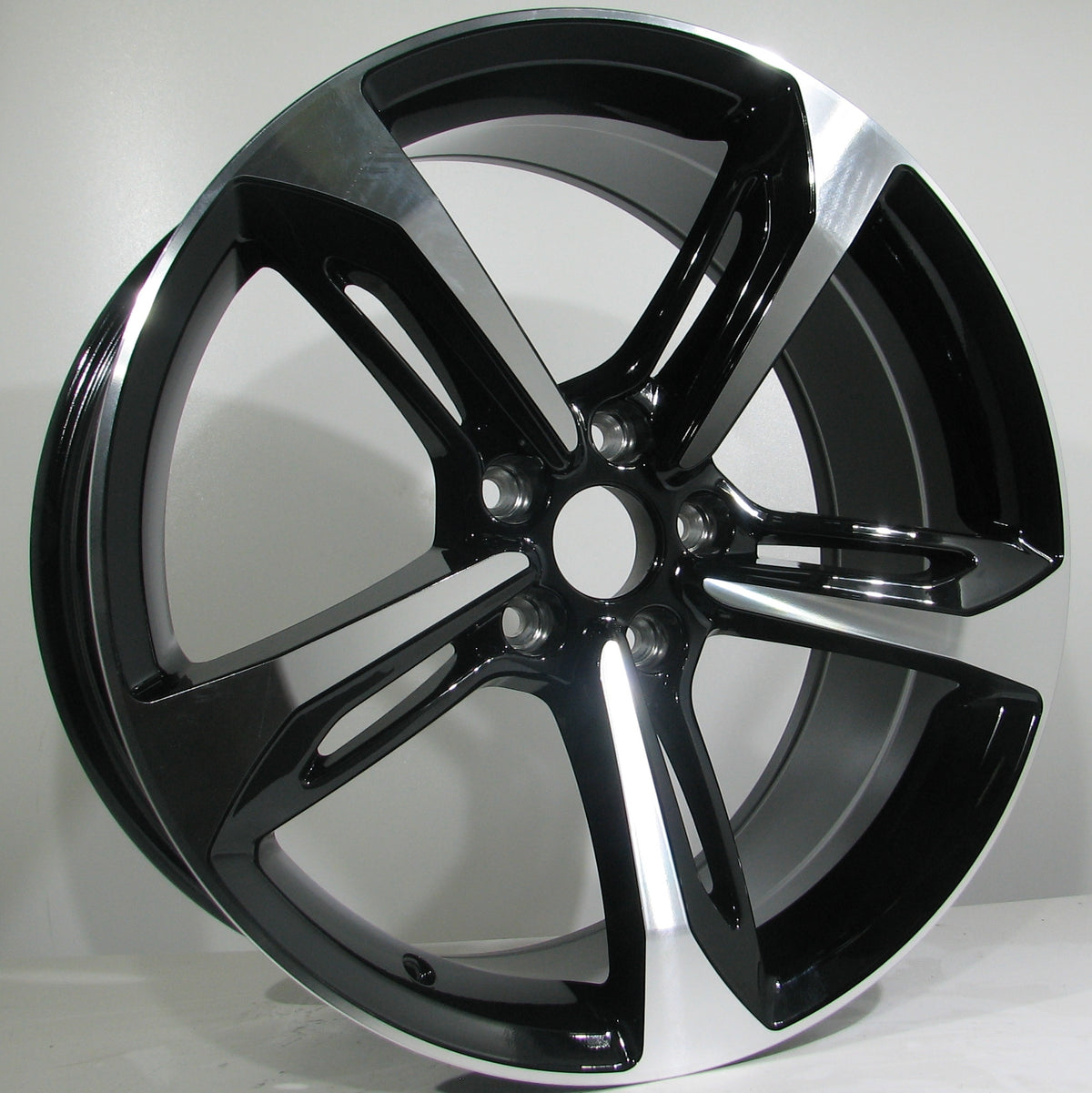 Sonic Odi 8,5X20 5X112 ET40 66,45 BFM